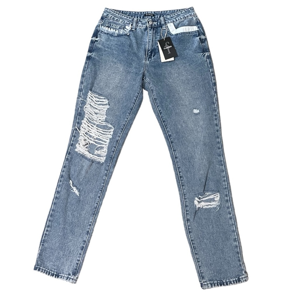 NWT FLAMINGO Distressed Straight Leg Medium Wash Jeans Unique Pocket Detailing - Picture 2 of 10